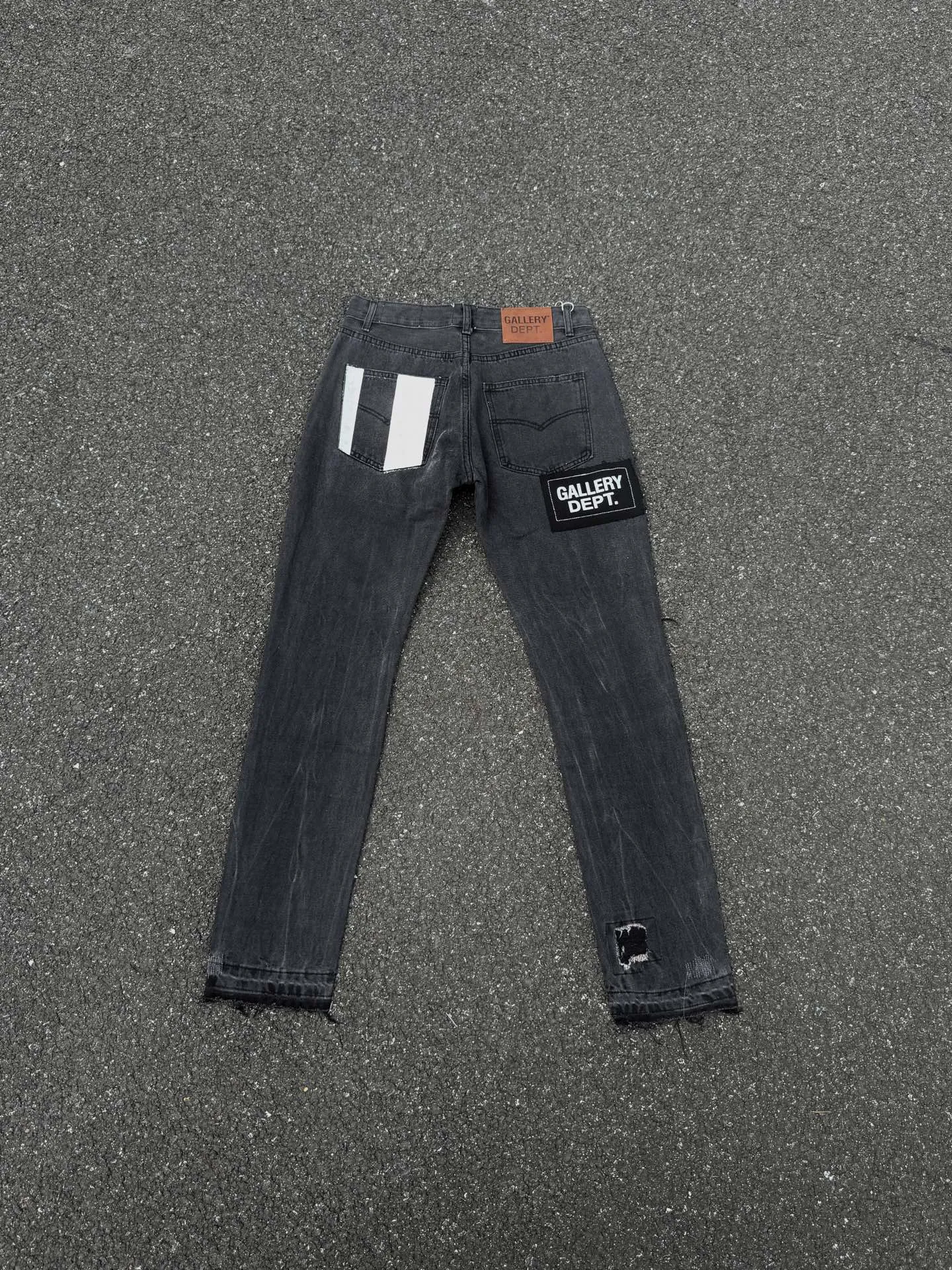 P246💰G22 GALLERY DEPT. Skull hand-stitched distressed distressed jeans -Color: Black -Size: S-XXL